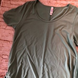 LulaRoe Perfect T green size L